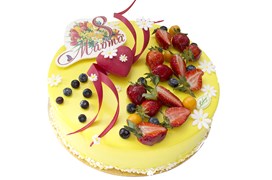 Заказной торт Леберже с табличкой и ягодами
